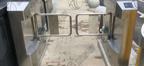 创新通无刷电机防撞摆闸优势